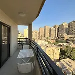 Happiness Apartment